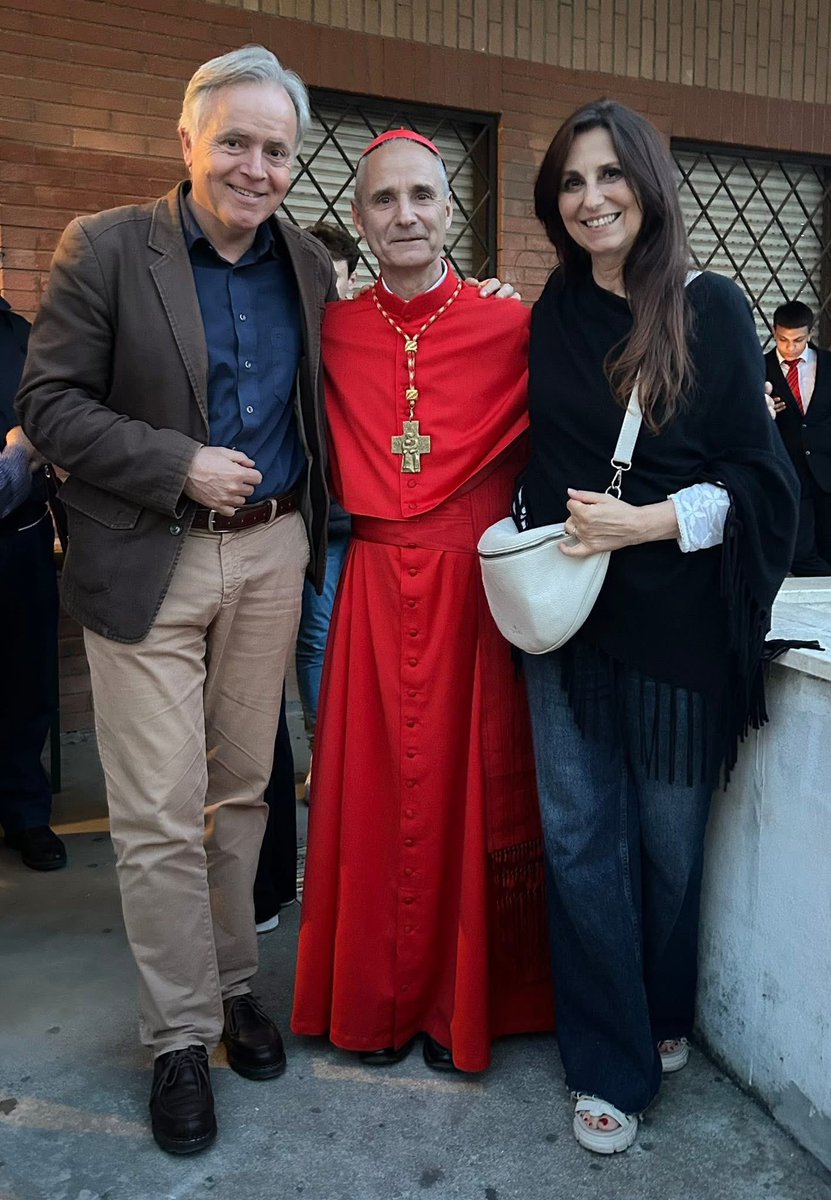 Ce soir nous étions quelques amis à accompagner le cher cardinal Jean-Paul #Vesco, archevêque d’Alger, qui prenait possession de son église titulaire romaine, dédiée au Sacré Coeur de Jésus, à #Vitinia, près d’Ostie. Gardons le diocèse d’Alger et son pasteur dans notre prière 🙏