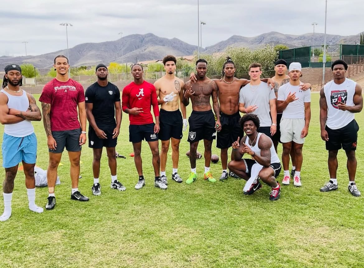 BrodySmoot's tweet image. Alabama quarterback Austin Mack shared a picture of he and his Alabama teammates working out with Raiders players on his Instagram story earlier today.

Some of the Alabama players that attended the work out were Keelon Russell, Derek Meadows, Isaiah Horton, Ty Simpson, Germie…