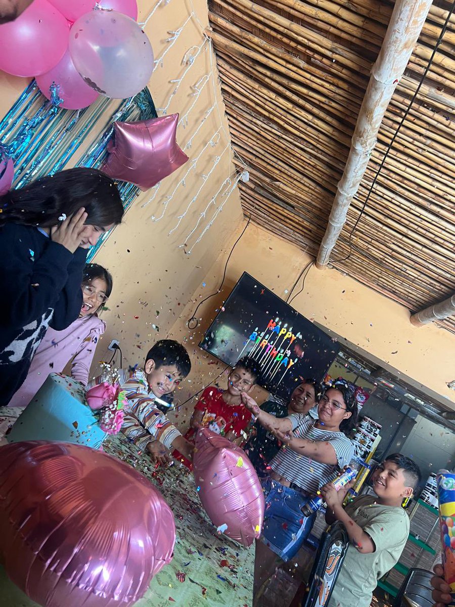 19 años de alegrías y bendiciones. ¡Feliz cumpleaños Rosita! Más orgullosos, imposible. Te amamos ❤️