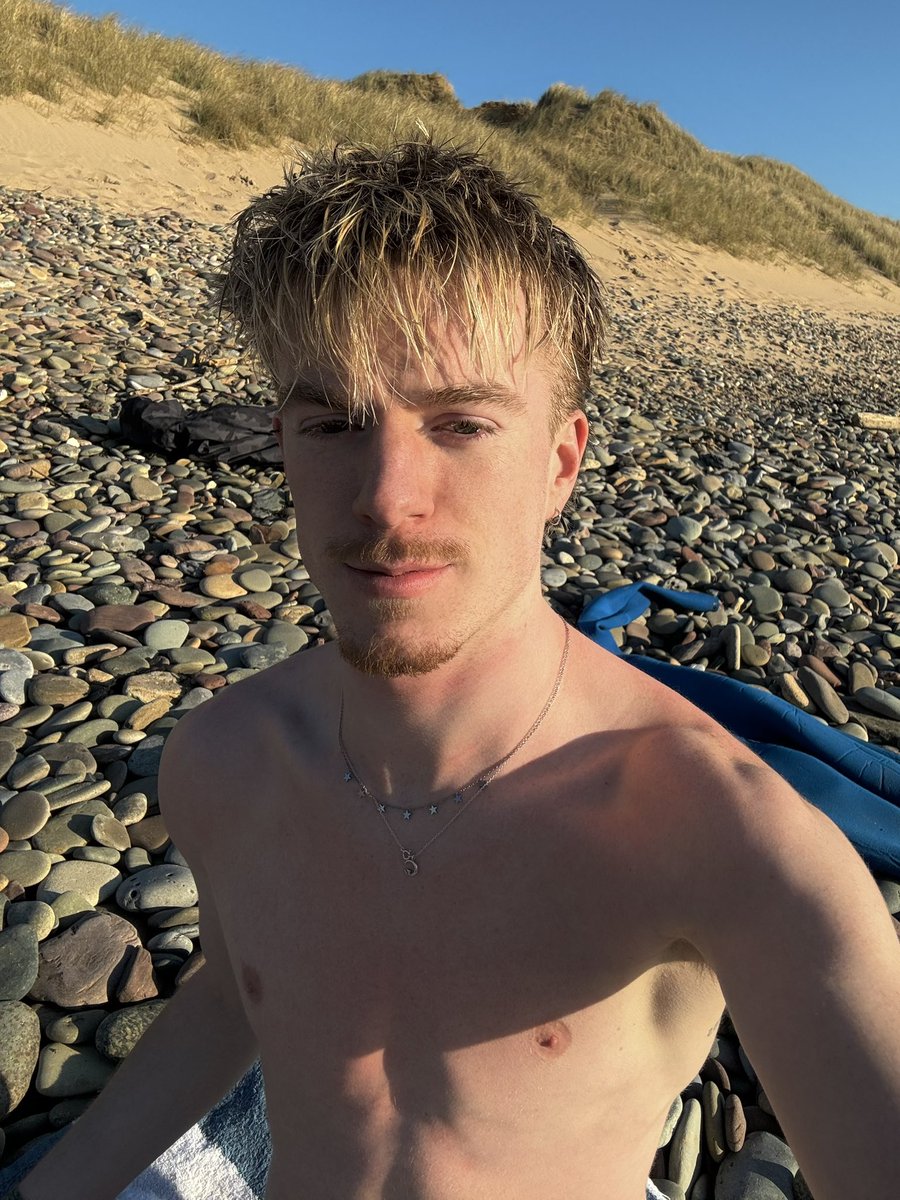 americanpsycoh's tweet image. Finally summer ☀️