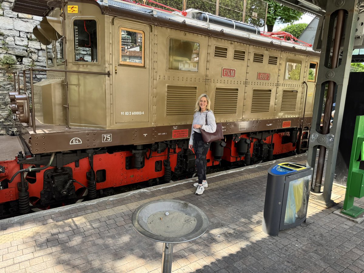 #italiantrains #lakecomo 🇮🇹🍕