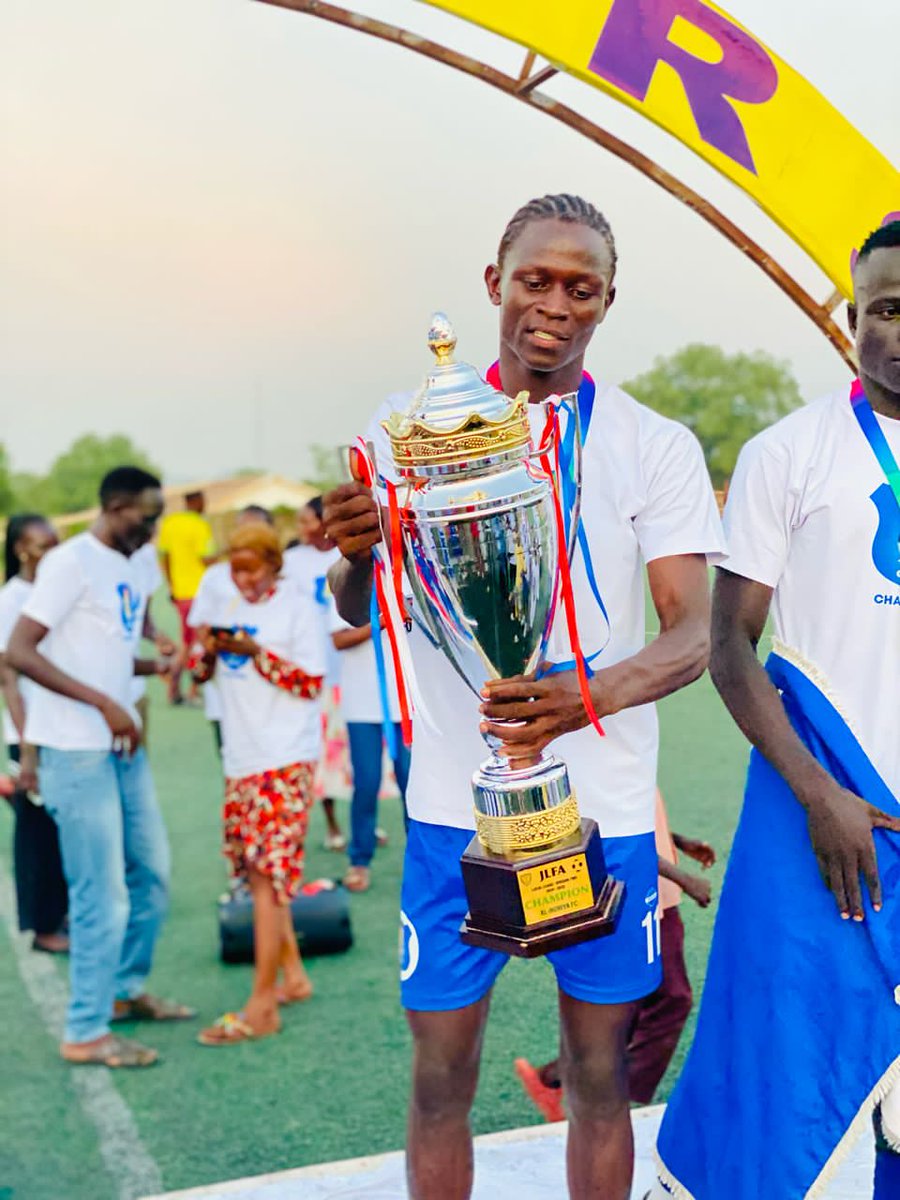 AlHuriya's tweet photo. Golden Generation ๐ชโซโซ๐ธ๐ธ
#SouthSudanfootball
#Seconddivision
#JLFA
#longlivealhuriya
#flames
#champions
#JLFA25
#AHJ https://t.co/vBmi6SrWjO