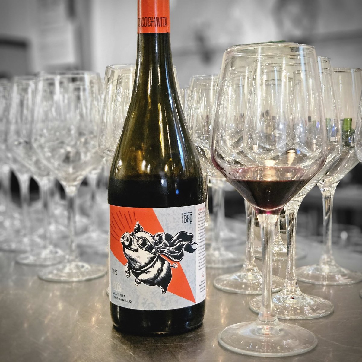 El vino de moda!!
#winelover #redwine
bodegasoran.com