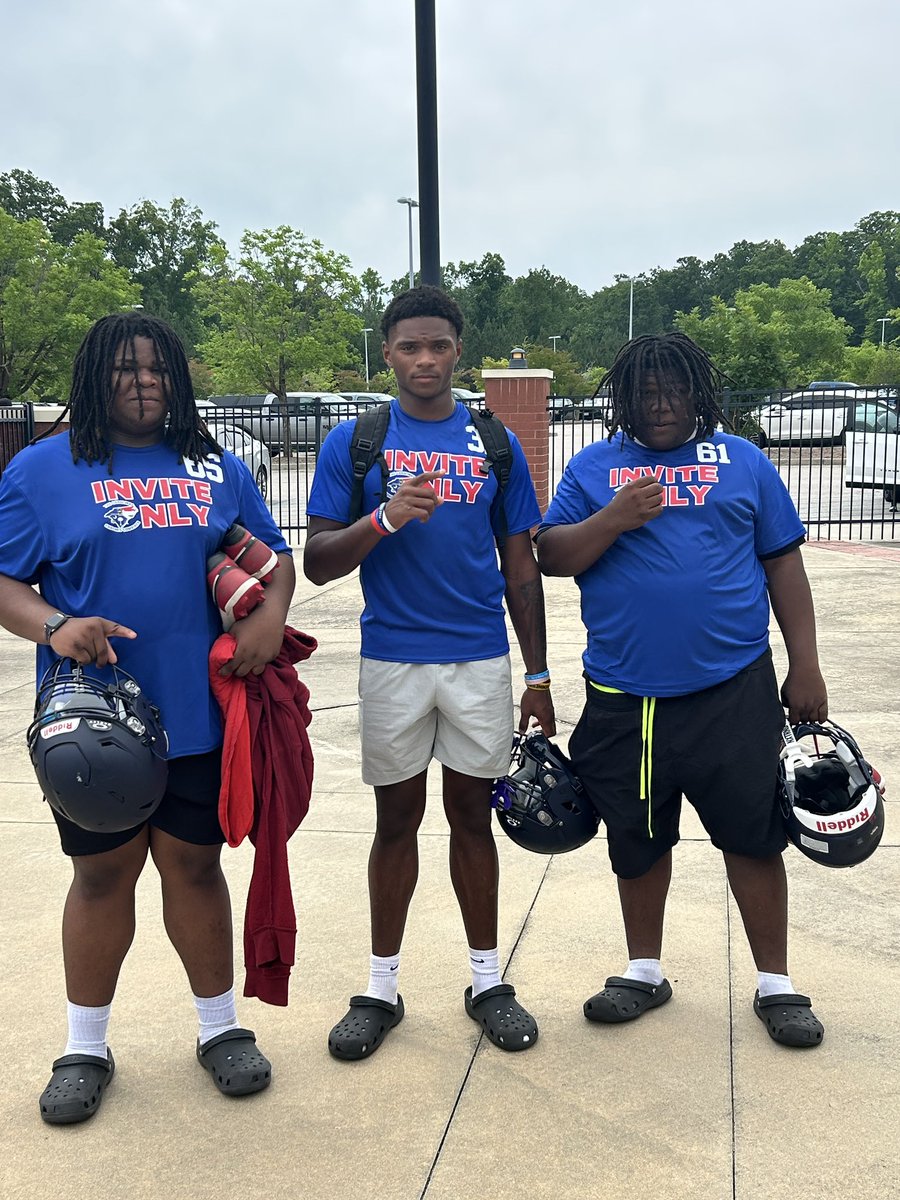 Jakyri Anderson (@jakyrianderson) on Twitter photo Had a great time at the <a href="/CoachesCombines/">Carolinas Coaches Combine</a> met some great coaches and got some great work and feedback, <a href="/rblackstonbhp/">Russell Blackston</a> <a href="/CoachJennings9/">Jarad Jennings</a> <a href="/CoachLomax22/">Coach Lomax</a> Had a great time at the <a href="/CoachesCombines/">Carolinas Coaches Combine</a> met some great coaches and got some great work and feedback, <a href="/rblackstonbhp/">Russell Blackston</a> <a href="/CoachJennings9/">Jarad Jennings</a> <a href="/CoachLomax22/">Coach Lomax</a>