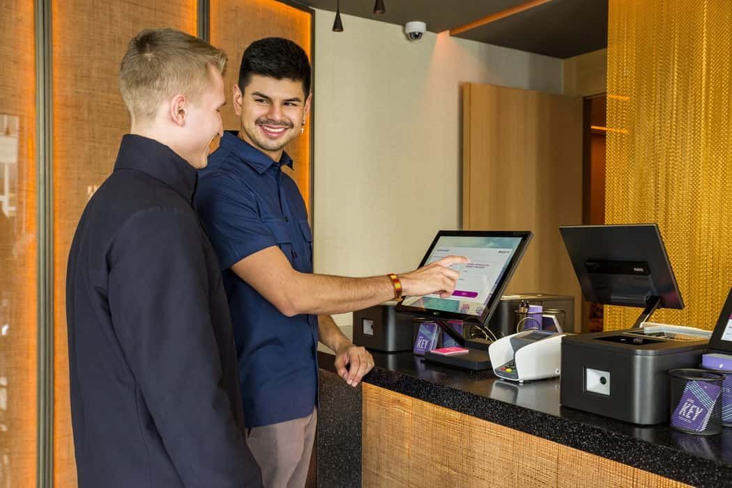 SHININGLTD1's tweet image. Self-check-in kiosks are making waves in the travel industry! 🌊✈️ Discover the impact of this technology on your next journey and why you should embrace it!  #KioskTechnology
buff.ly/4gwaMcs