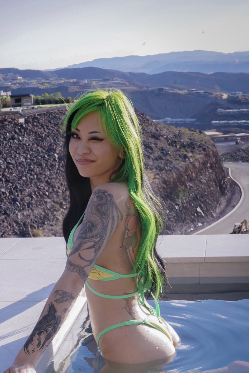 This isn’t a beach this is a bathtub