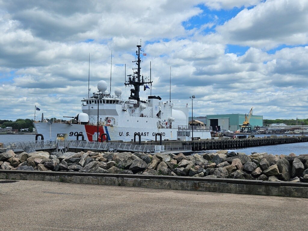 CT Fort Trumbull (@ctforttrumbull) on Twitter photo There’s always something to see <a href="/CTFortTrumbull/">CT Fort Trumbull</a>. Welcome to the <a href="/USCG/">U.S. Coast Guard</a> Cutter Tampa. Thank you for keeping us safe and we are happy to have you for a short stay. <a href="/NBCConnecticut/">NBC Connecticut</a> and <a href="/ryanhanrahan/">Ryan Hanrahan</a> check out the #NewLondon cam. <a href="/USCGAcademy/">U.S. Coast Guard Academy</a> There’s always something to see <a href="/CTFortTrumbull/">CT Fort Trumbull</a>. Welcome to the <a href="/USCG/">U.S. Coast Guard</a> Cutter Tampa. Thank you for keeping us safe and we are happy to have you for a short stay. <a href="/NBCConnecticut/">NBC Connecticut</a> and <a href="/ryanhanrahan/">Ryan Hanrahan</a> check out the #NewLondon cam. <a href="/USCGAcademy/">U.S. Coast Guard Academy</a>