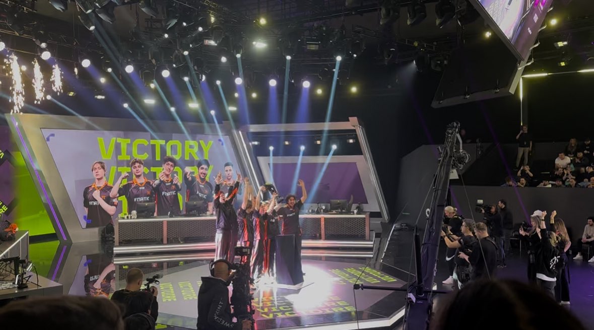 ILxsa.🌙 tweet media