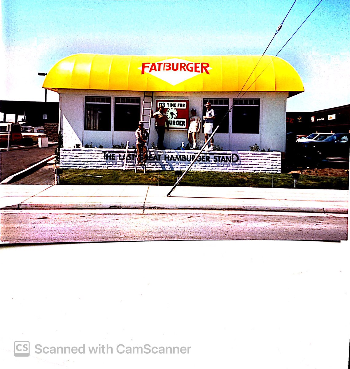 ZachRittner's tweet photo. In 1985, my mom, Marlene Rittner, met with Fatburger founder Lovie Yancey and opened the first Fatburger franchise outside of L.A.—in Fresno.
She helped shape the brand’s future.
It’s time @Fatburger recognizes her legacy.
#FatburgerHistory #HonorHer https://t.co/UHXs8A27gv