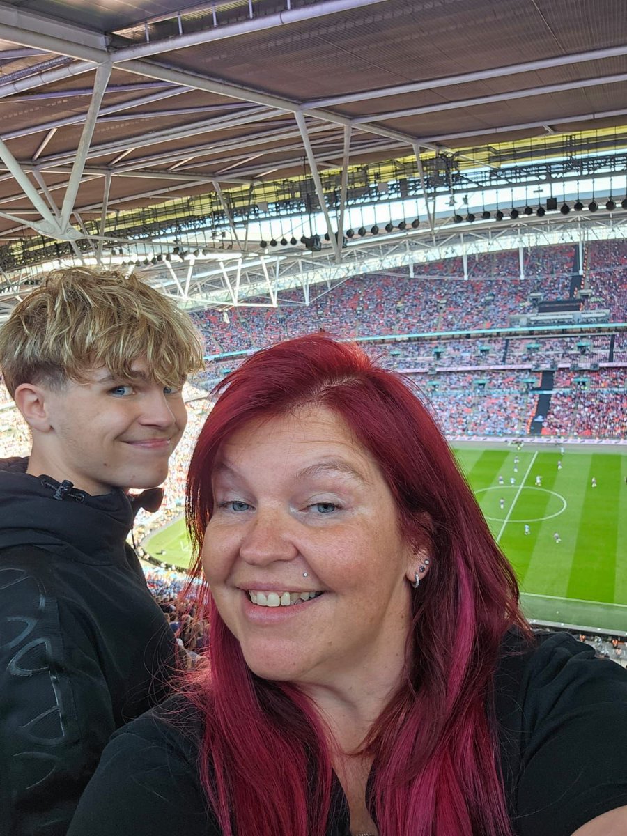 south_derby's tweet image. We had members who attend Wembley yesterday to watch Crystal Palace Vs Manchester City in the FA Cup Final.

Hope you enjoyed the day Evie, Lisa, Dale &amp;amp; Aaron with your plus ones.

@DerbyshireFA @RefsAssociation @refsix @TheRefStop