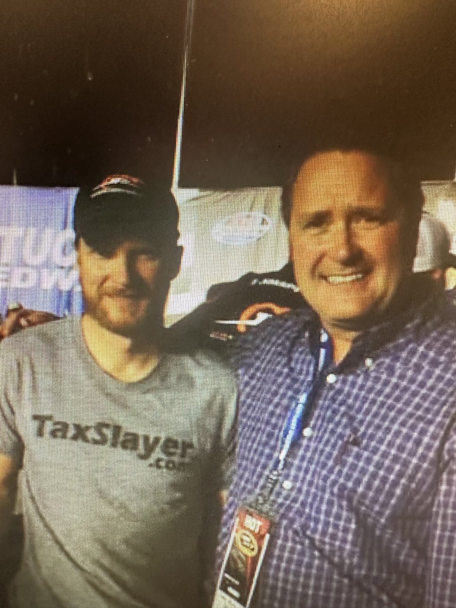 LARRYBISIG's tweet image. Junior!!!