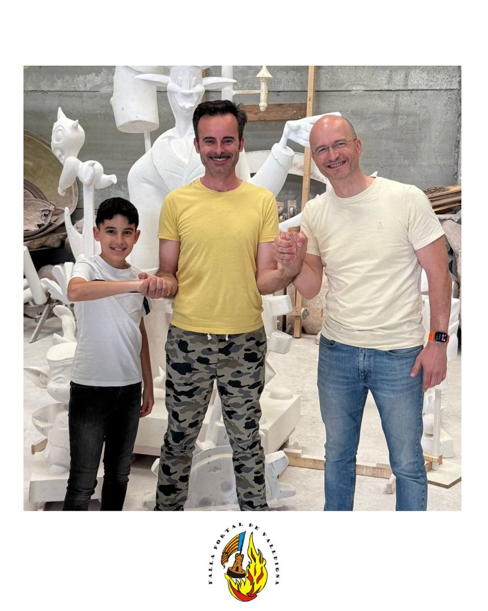 FallaPortal's tweet image. Els nostres presidents van anar a visitar el taller del nostre artista infantil, Victor Hugo.
Ens alegra comunicar-vos que un cop més serà l'artifex de la nostra falla infantil.

#ÉremSomiSerem #Falles2026 #FallaPortalDeValldigna #50Aniversari