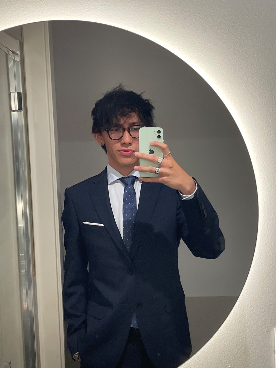 c’est le bordel mes cheveux #LGBTQIAEndOfThePetition