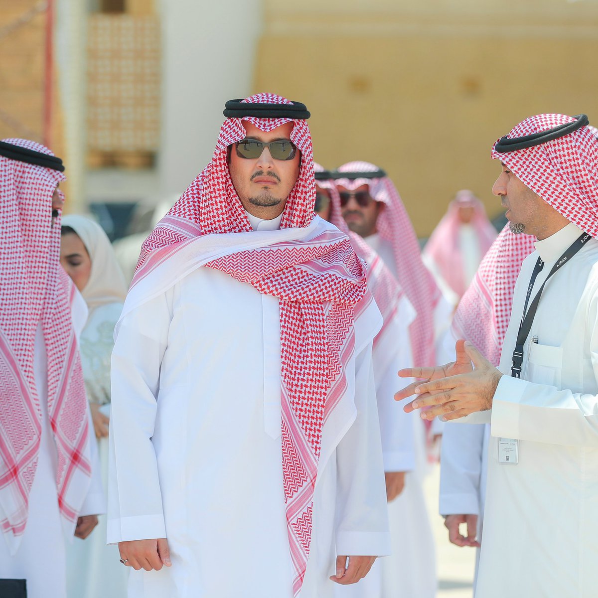 IPhone6_Service's tweet photo. #أحمد_بن_فهد_بن_سلمان الله يحفظك ويسعدك 🤲🏼🤲🏼🤲🏼 https://t.co/SAXC7mEqF8