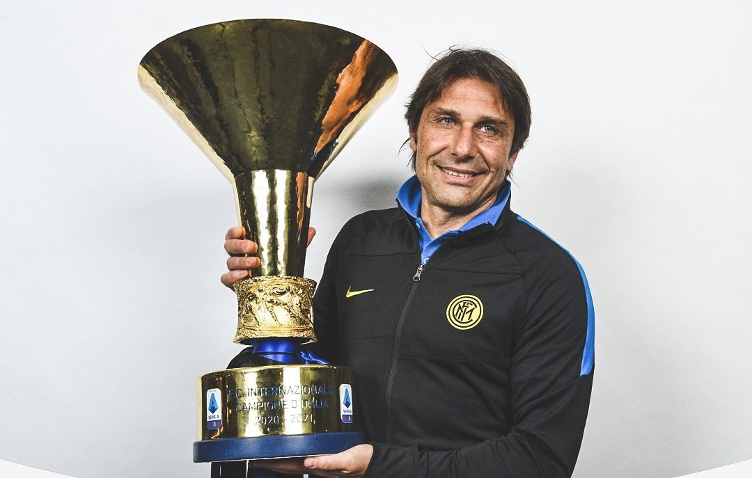 GiroudesqueV7's tweet image. Calma, we’ve got this. Just have to beat “Cagliari” at home. #5 is coming. Inferior brother Inzaghi mogged