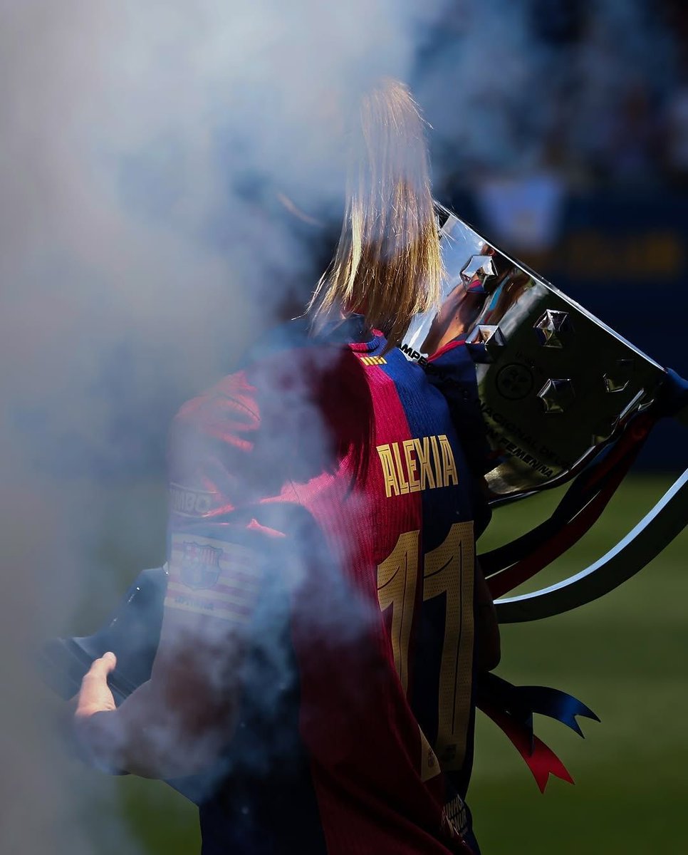 BarcaFem's tweet photo. 9x Liga F champion. https://t.co/rmSqudZ0AA