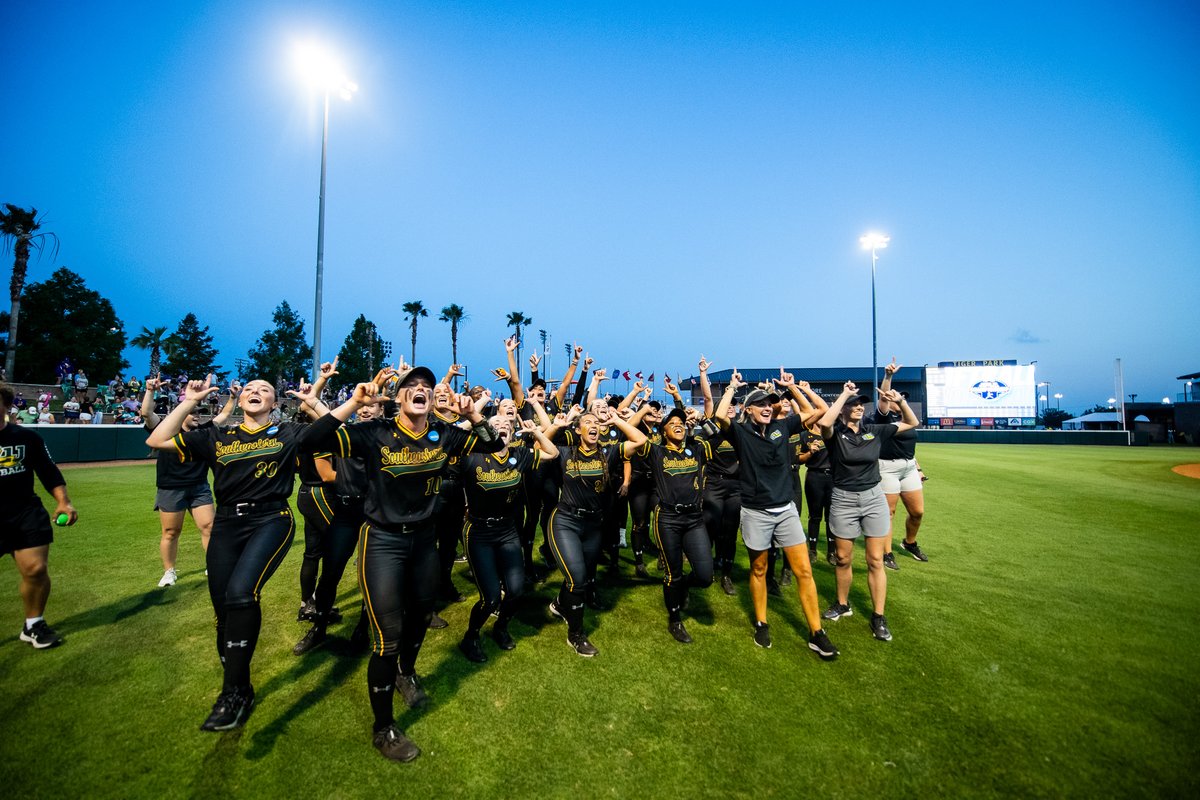 A remarkable season comes to an end for Southeastern today in Baton Rouge. 

The Southland Conference Champions won 50 GAMES and made history after beating a national seed not once, but TWICE in the NCAA Tournament!!

Let's hear it one more time for the Lady Lions 👏👏

#GTL x