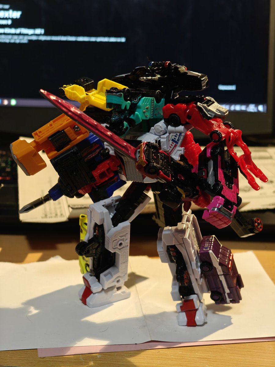 Finally got the main BoonBoomger Minipla cars and created this abomination

Now I just gotta track down the Leo Rescue + Champion Carrier set