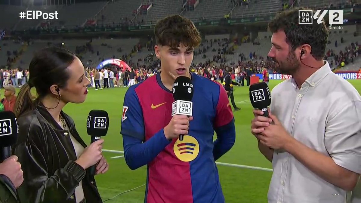 كوبارسي: أنا شخص هادئ جدًا. لطالما كنت هكذا. تشافي منحني الفرصة، وبذلت كل ما لديّ لأُظهر أنني كنت مستعدًا. لدي بيئة عائلية وأصدقاء تمنحني الوضوح والتوازن. أحاول دائمًا أن أقدّم أفضل ما لدي في التدريبات وفي المباريات