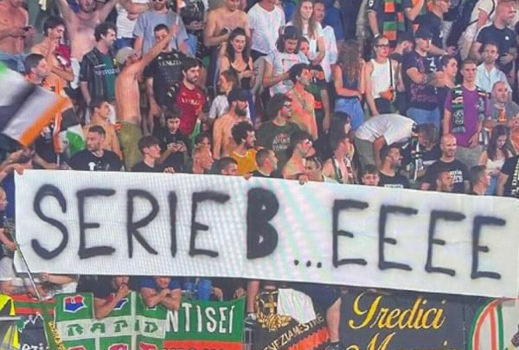JimmyCreuPagu's tweet photo. @VeneziaFC_IT 👏👋👋🅱️ https://t.co/Uf3BPfV3B3