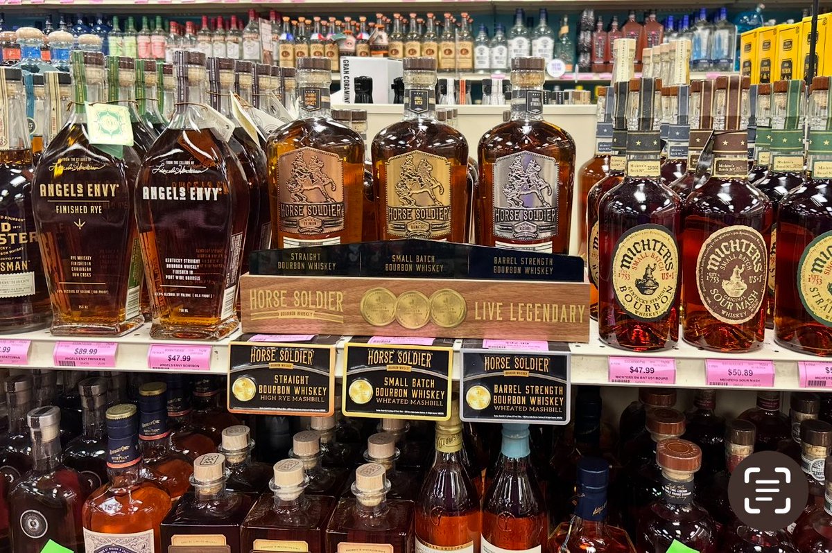 eccdestin's tweet photo. The Legendary Horse Soldier Bourbon Jeep, built by ECC, was on display at the 2025 Pensacola Beach Arts &amp; Wine Festival! Special thanks to @BeachLiquors for putting this great event together https://t.co/CbUakcDiBT