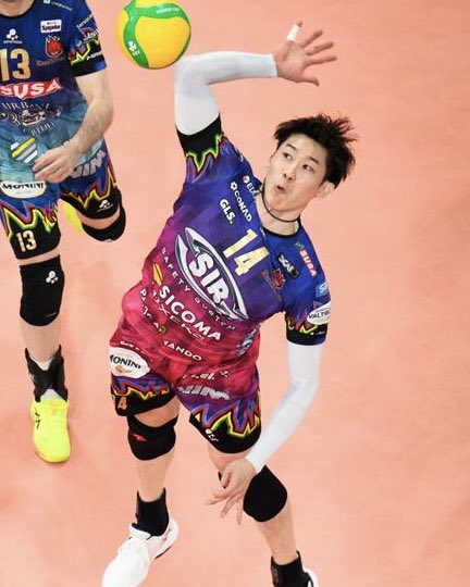 YUKI ISHIKAWA MAKES HISTORY 🔥! 

🏆 He is the first Japanese #volleyball player to win the  CEV Champions League with his Italian club team <a href="/SIRVolleyPG/">Sir Safety Perugia</a>. 

🔜  What’s next for Yuki?  A much needed break before joining Team Japan for #VNL2025.

📸 <a href="/CEVolleyball/">European Volleyball</a> 🏐 #CLVolley2025