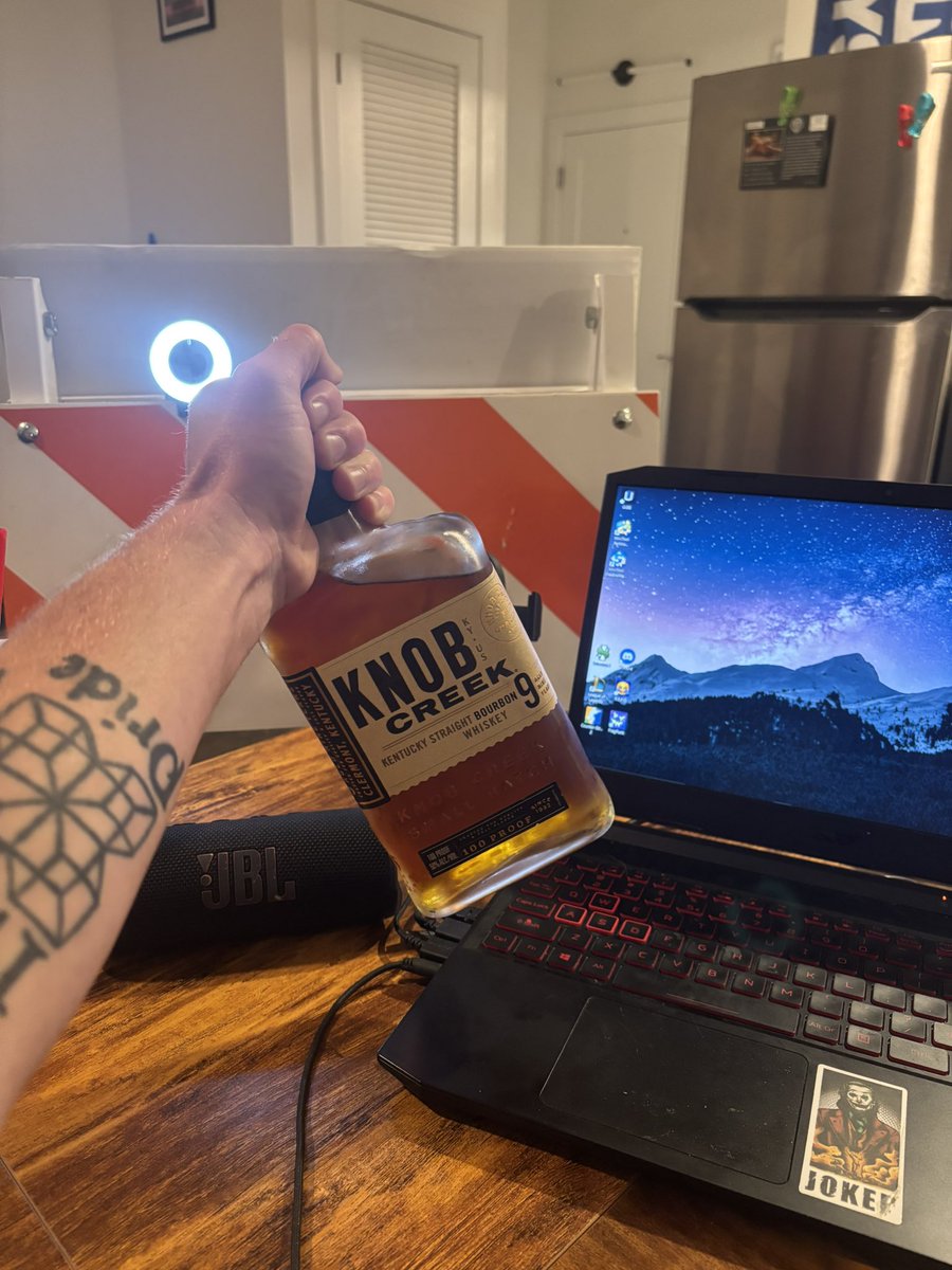 TheTiltzy's tweet image. DRUNK STREAM🍻
Training to become the Drunken Master of FragPunk.
1 follower = 1 shot. I’m ruining my liver for content.
PS
Get fucked, it’s postponed until 5pm. lol:)
#FragPunk #DrunkStream #TiltzyLive