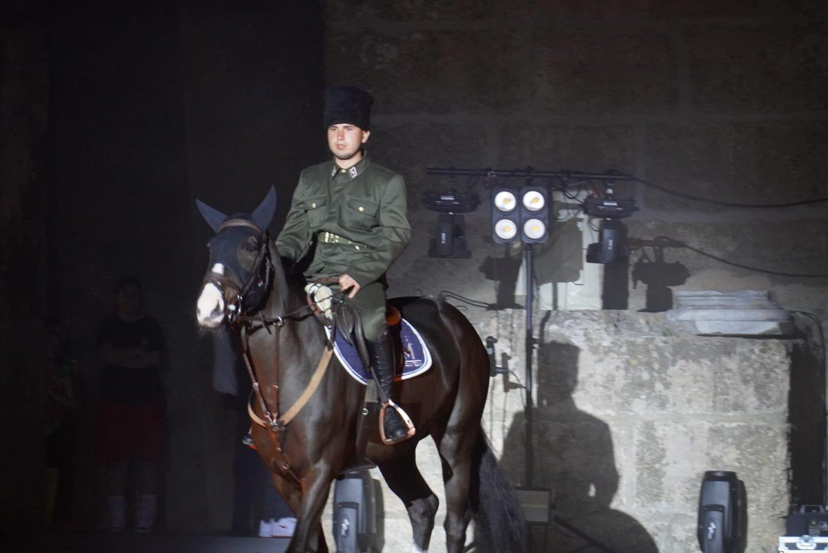 Dünün mücadele kahramanlarının bugünün sporcularıyla,dans koreografisi içinde anlatıldığı Gençlik ve Spor Şölenindeyiz.

Sporun birleştirici gücünün  #TürkiyeninGücüGençliği’nin enerjisi içinde 19 Mayıs Gençlik ve Spor Bayramının coşkusunu yaşadık.

📍Aspendos Antik Tiyatrosu