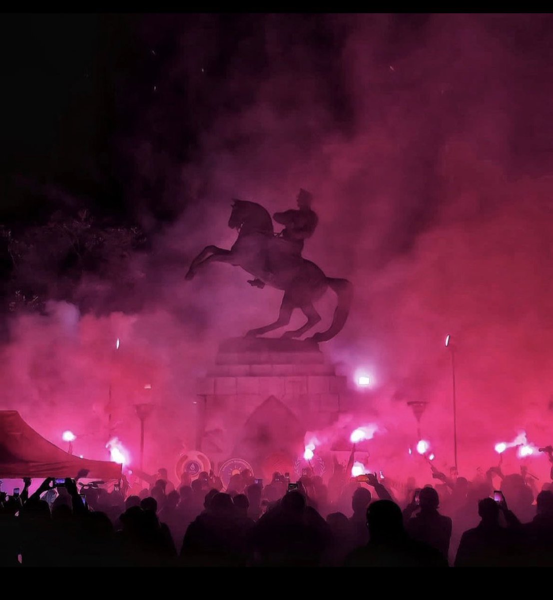 106 yıl önce bugün, Mustafa Kemal Paşa önderliğinde, emperyalist işgale karşı Türk Kurtuluş Savaşı başladı.

🇹🇷 Yaşa Mustafa Kemal Paşa Yaşa 🇹🇷
