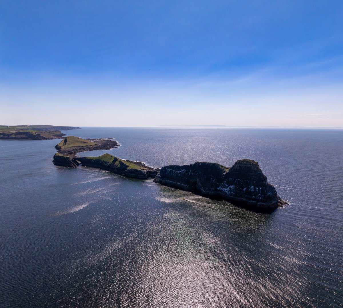 JamesHarriesMM's tweet image. A few shots from this week 🎥

ITV shoots including an oyster farm, a wildlife park, a Gower boat trip and the Brecon canal. 

A theatre production in Cardiff.

Some Sky Arts filming in North Wales. 

#cameraoperator #droneoperator