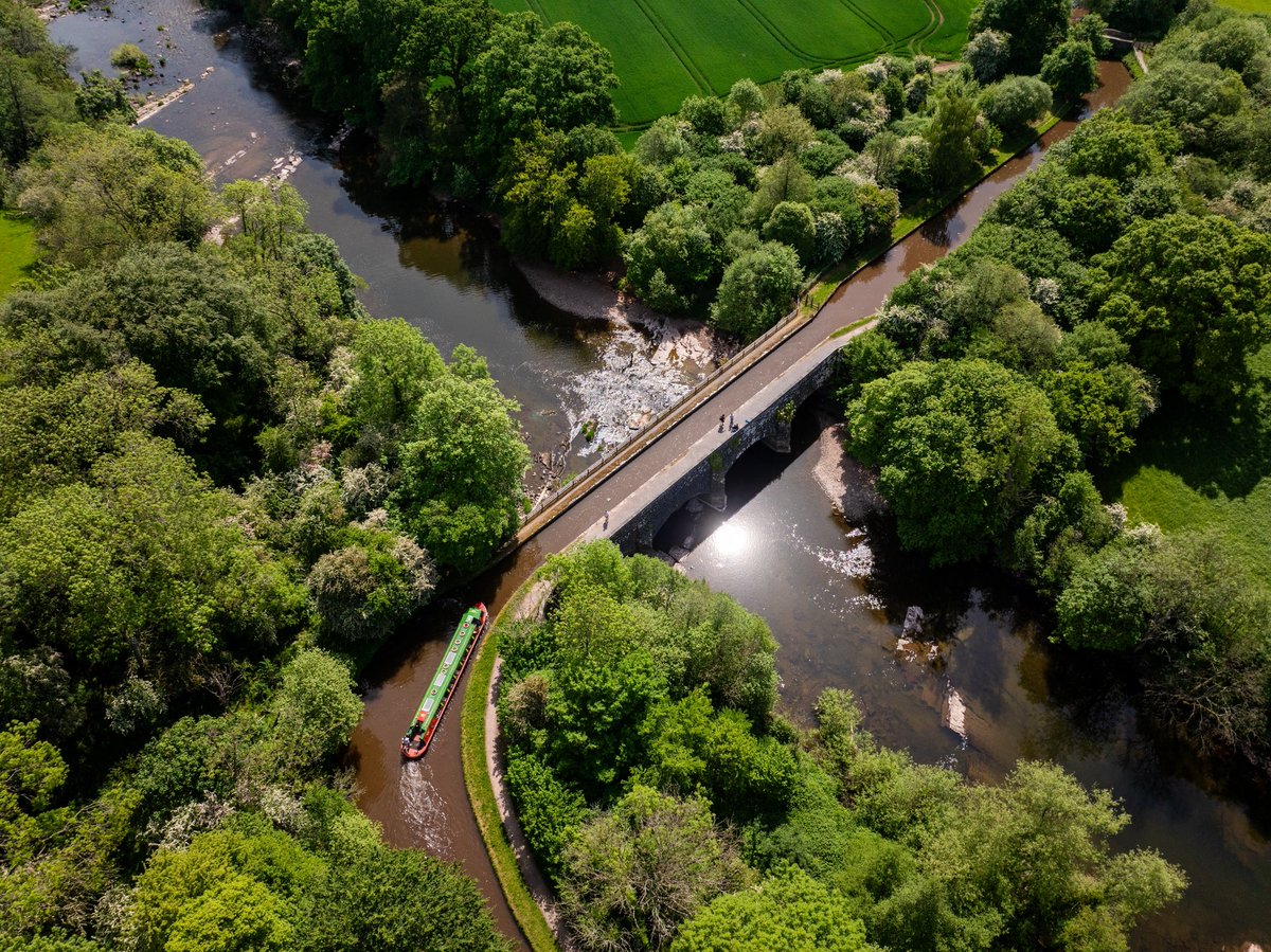 JamesHarriesMM's tweet image. A few shots from this week 🎥

ITV shoots including an oyster farm, a wildlife park, a Gower boat trip and the Brecon canal. 

A theatre production in Cardiff.

Some Sky Arts filming in North Wales. 

#cameraoperator #droneoperator