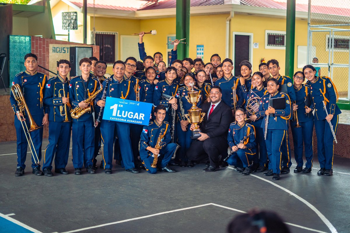Banda Herberto López - BAHERLO tweet media