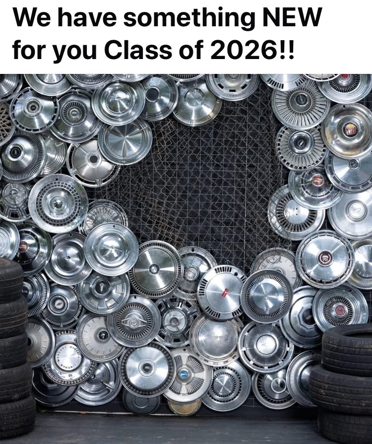 Yearbook_schs tweet media