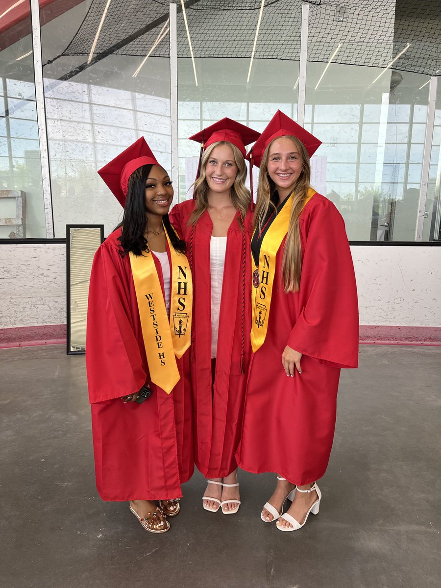 OmahaWestsideGBB (@gbbwestside) on Twitter photo Congratulations to our graduates! โฆ<a href="/KimoraJenkins_4/">Kimora Jenkins</a>โฉ โฆ<a href="/GabbieDuval/">Gabbie Duval</a>โฉ โฆ<a href="/GaughenKathryn/">Kathryn Gaughen</a>โฉ We appreciate all that you have given to WHS GBB!! Go be great! โค๏ธ๐๐ค #FAM1LY #rollside Congratulations to our graduates! โฆ<a href="/KimoraJenkins_4/">Kimora Jenkins</a>โฉ โฆ<a href="/GabbieDuval/">Gabbie Duval</a>โฉ โฆ<a href="/GaughenKathryn/">Kathryn Gaughen</a>โฉ We appreciate all that you have given to WHS GBB!! Go be great! โค๏ธ๐๐ค #FAM1LY #rollside