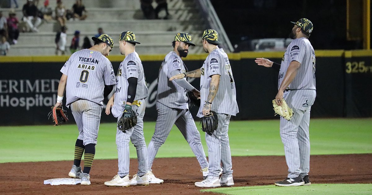 LEONES SE ENRACHA

Henry Ramos conectó dos cuadrangulares para remolcar cinco carreras, y los <a href="/leonesdeyucatan/">Leones de Yucatán</a> llegaron a cuatro victorias al hilo al derrotar 5-3 a <a href="/tigresqroficial/">Tigres de Quintana Roo 🐯</a> para completar la barrida en la serie.

Yoanner Negrín aceptó tres carreras en cinco innings y