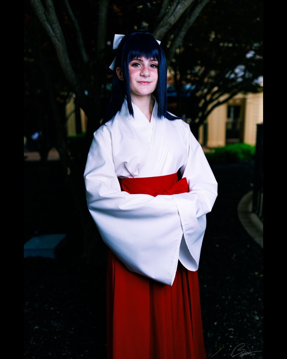 butterphoto's tweet photo. A quiet disciplinarian with no patience for Gojo’s antics, Utahime remains grounded in both power and principle.
#cosplay #mtac #mtac2025 #jujutsukaisen #utahimeiori #animecosplay #mikoncosplay #jjkcosplay #cosplayphotography https://t.co/XhLVYrr4nS