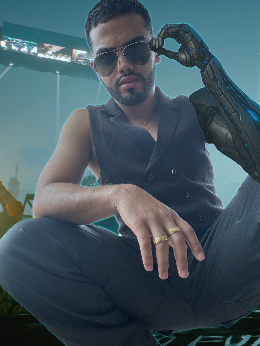 skyxama's tweet photo. “Wake the fuck up Samurai, we got a city to burn” - Johnny Silverhand

Had so much fun editing this! 
#cosplay #editing #CyberPunk2077 https://t.co/ELiWdhzIBm
