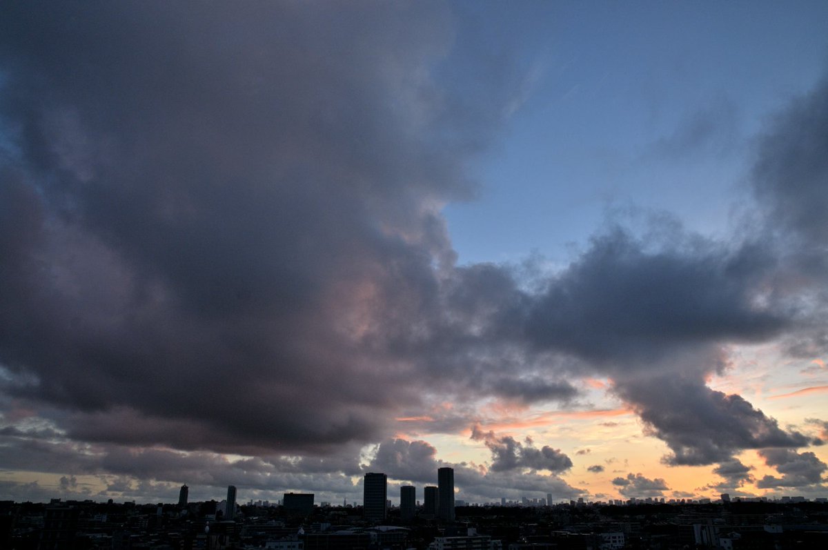 tomihara_nozomi's tweet photo. ใ็ฉบๆจกๆงใ#sky #skypattern #livehere #fixedposition #nikoncreators #nikond300 #photograph #photography #็ฉบ #็ฉบๆจกๆง #ใใใง็ใใ #ๅฎไฝ็ฝฎ #ใใคใใฎๅ ดๆ #ๅ็ #ใใคใใฎๅ็ #ๅ็ๅฅฝใ #ๅ็ใงไผใใใ็งใฎไธ็ #ๅ็ๅฅฝใใชไบบใจ็นใใใใ #ๆญฉๆฅฝ้ๅ็้จ https://t.co/aPmdLmwTDu