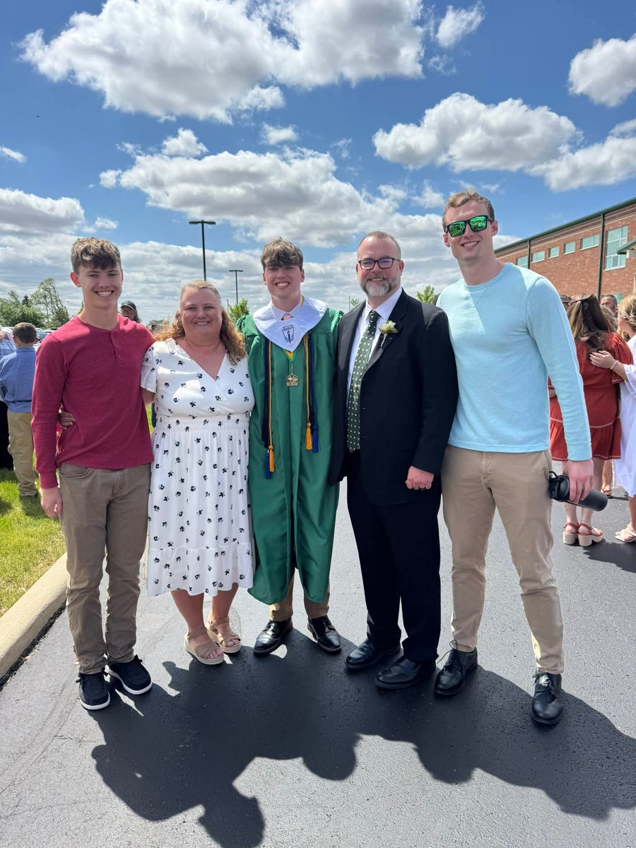 bbCoachStuck's tweet image. I am blessed.