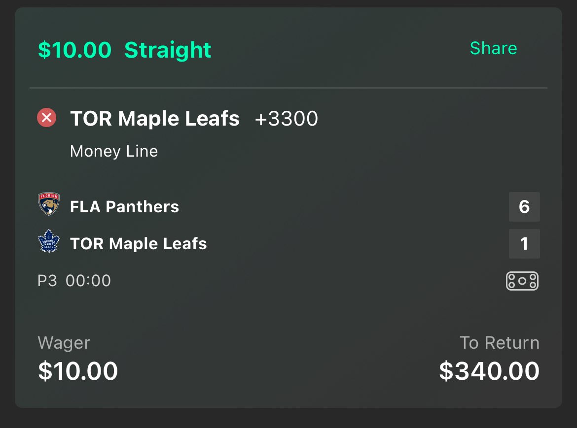 mnejelly's tweet photo. When I die, please invite Auston Matthews to my funeral so he can let me down one last time 🙏🏽💔 #Leafs #Game7 #NHL https://t.co/GBWbRoRZnl