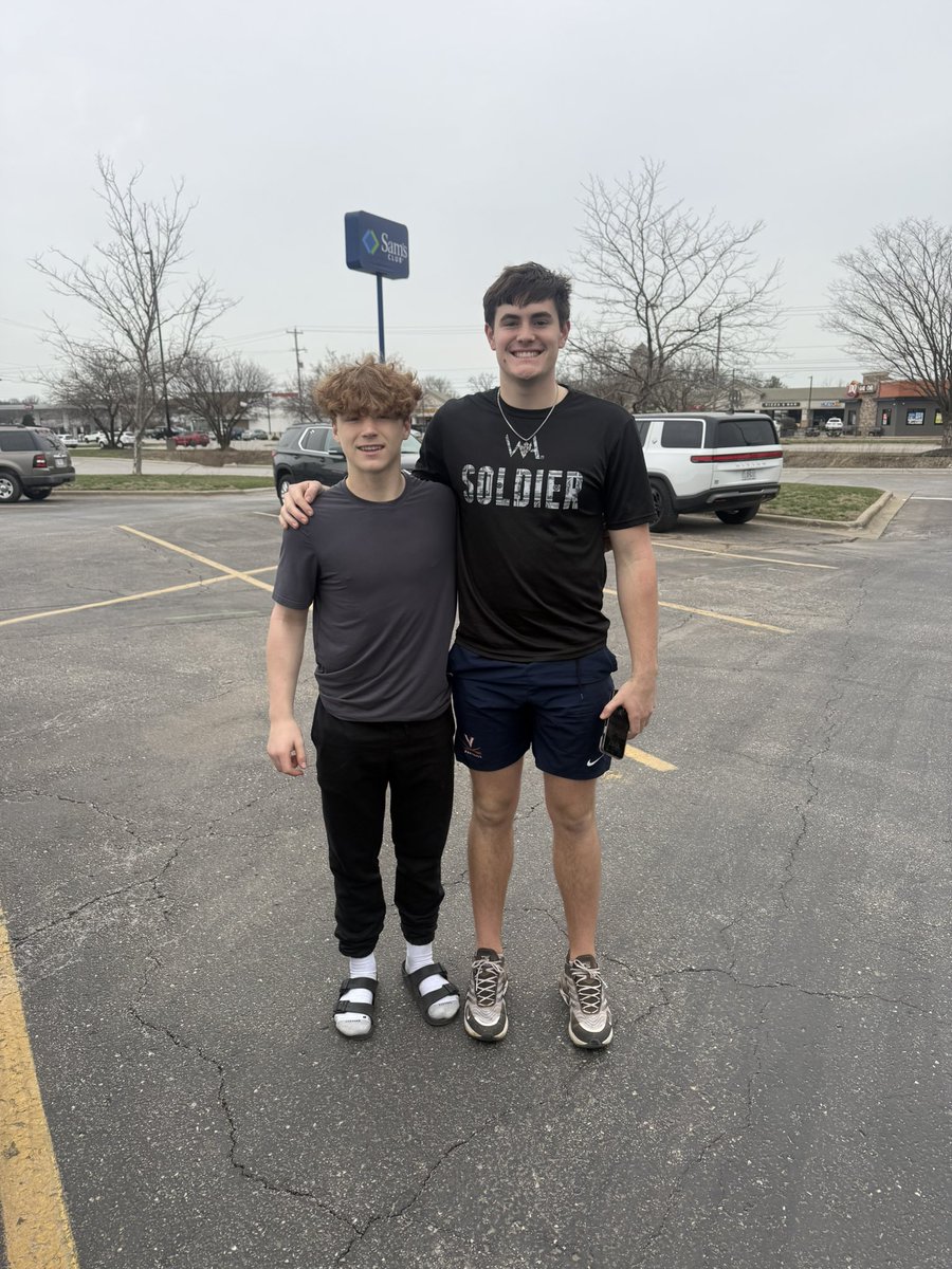 AlexRussell125's tweet photo. I Got work in with @DanielKaelin5 today. I always love getting work whenever I can. @QBHitList https://t.co/nLFnWGHPDs