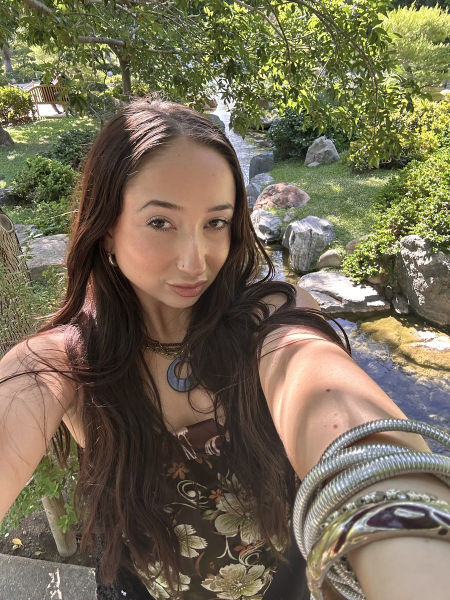 alechelpaty's tweet image. Matching with the trees