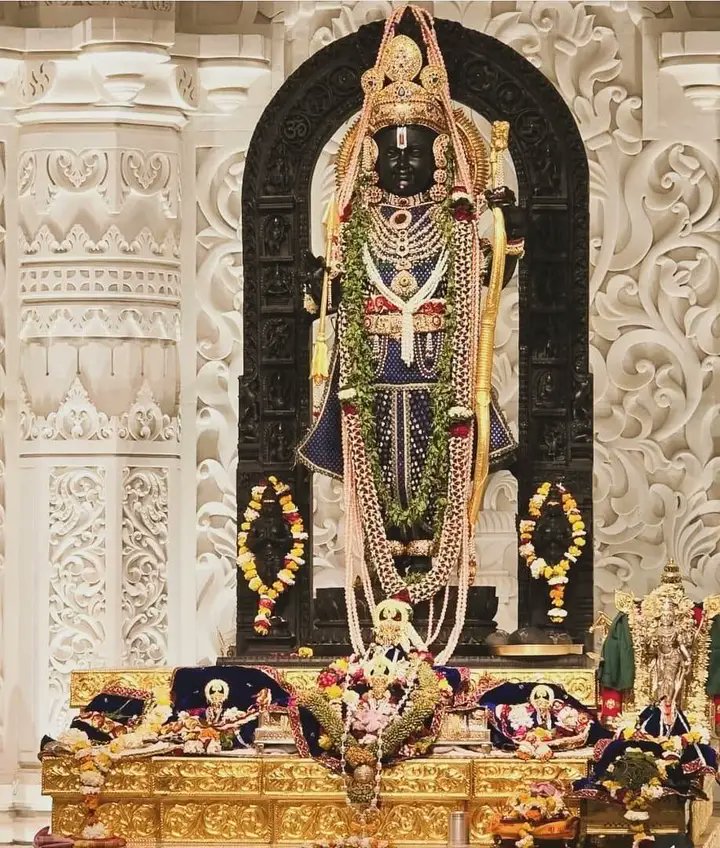 जय श्री रामलला जी 🍂🌸🌺💝
ब्रह्म मुहूर्त में सुबह उठते ही सर्वप्रथम करिये कौशल्या सुत, दशरथ नंदन,अयोध्या नाथ, श्री राम लला जी के अद्भुत लौकिक दिव्य दर्शन श्री अयोध्या धाम उत्तर प्रदेश से
दास हेमंत 
१९/०५/२०२५ सोमवार 
 🌿☘️🌻🪷🌷💌🌷🌹🪷🚩🥀
🛎️🌿जय रघुनन्दन जय सियाराम 🌿🛎️