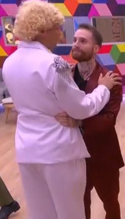 DanielTrujiillo's tweet photo. Los papás de Matilda : #LaCasaDeLosFamososCol2 #LaCasaDeLosFamososCol https://t.co/gC58ctgFyX