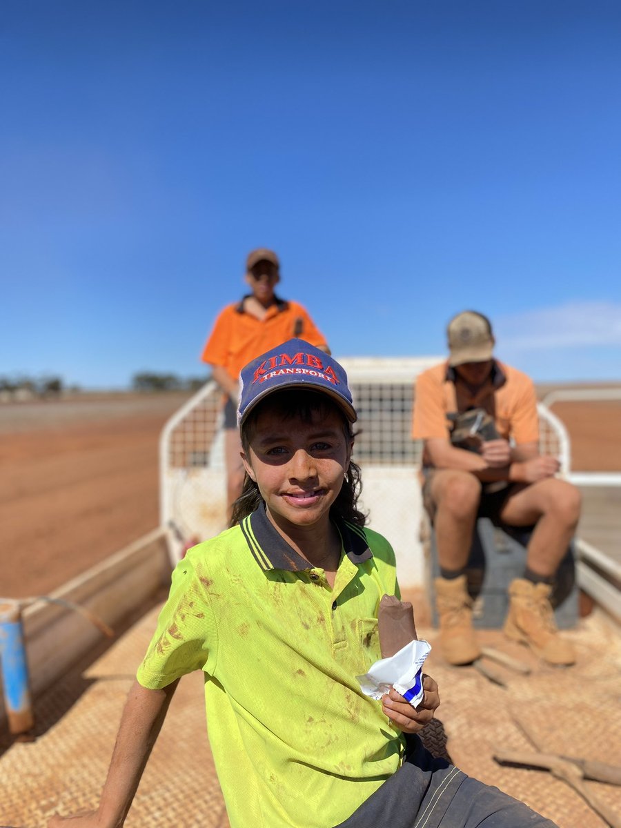 One of the beauties of farming - the kids, grandparents, and the whole family can work together. There’s not too many industries where it’s possible - we’re pretty grateful to do what we do.
When there’s a choccie paddle pop at the end of the job, the kids are grateful too!