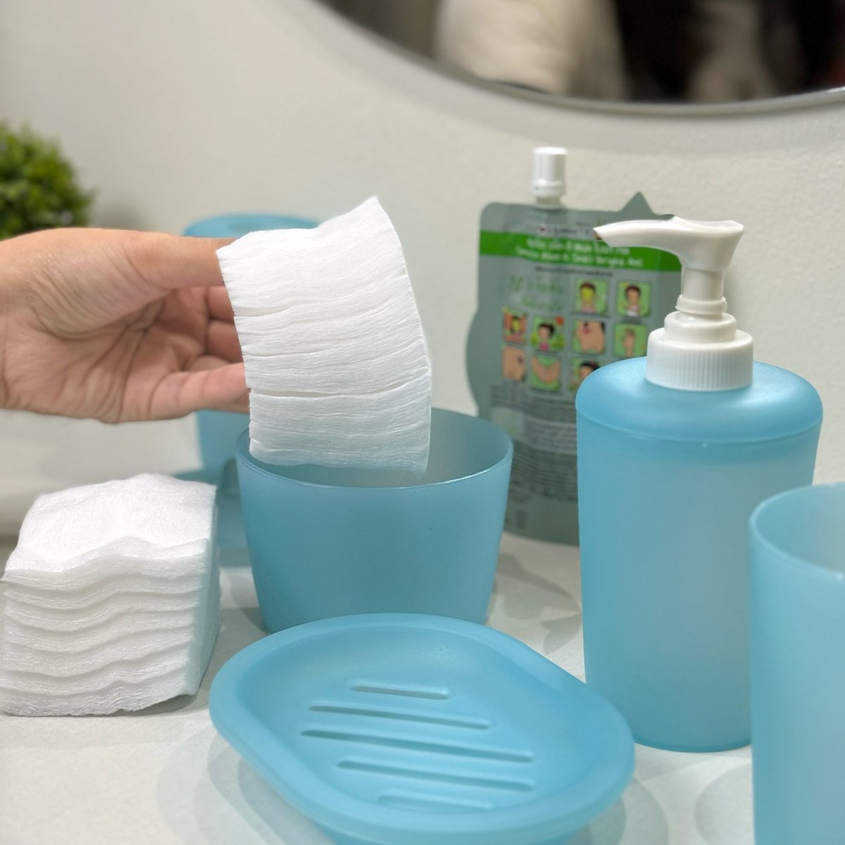 How to จัดเซ็ตของใช้ในห้องน้ำให้เริ่ด 🚽เซ็ตนี้ที่พึ่งได้มา
บอกเลยว่าตอนนี้ห้องน้ำเราคือมินิมอลจนเพื่อนถามว่าใช้ของอะไรใครอยากรู้ดูในเมนชั่นเลย! ✨

📌 พิกัด DKW Thailand
#DKWLifeStyle #ใช้ดีบอกต่อ #ของแต่งบ้าน #มินิมอล #ป้ายยา
#ห้องน้ำ #ไอเท็มห้องน้ำ #เก็บห้อง #สำลีแต่งหน้า https://t.co/wemOhlsRfY