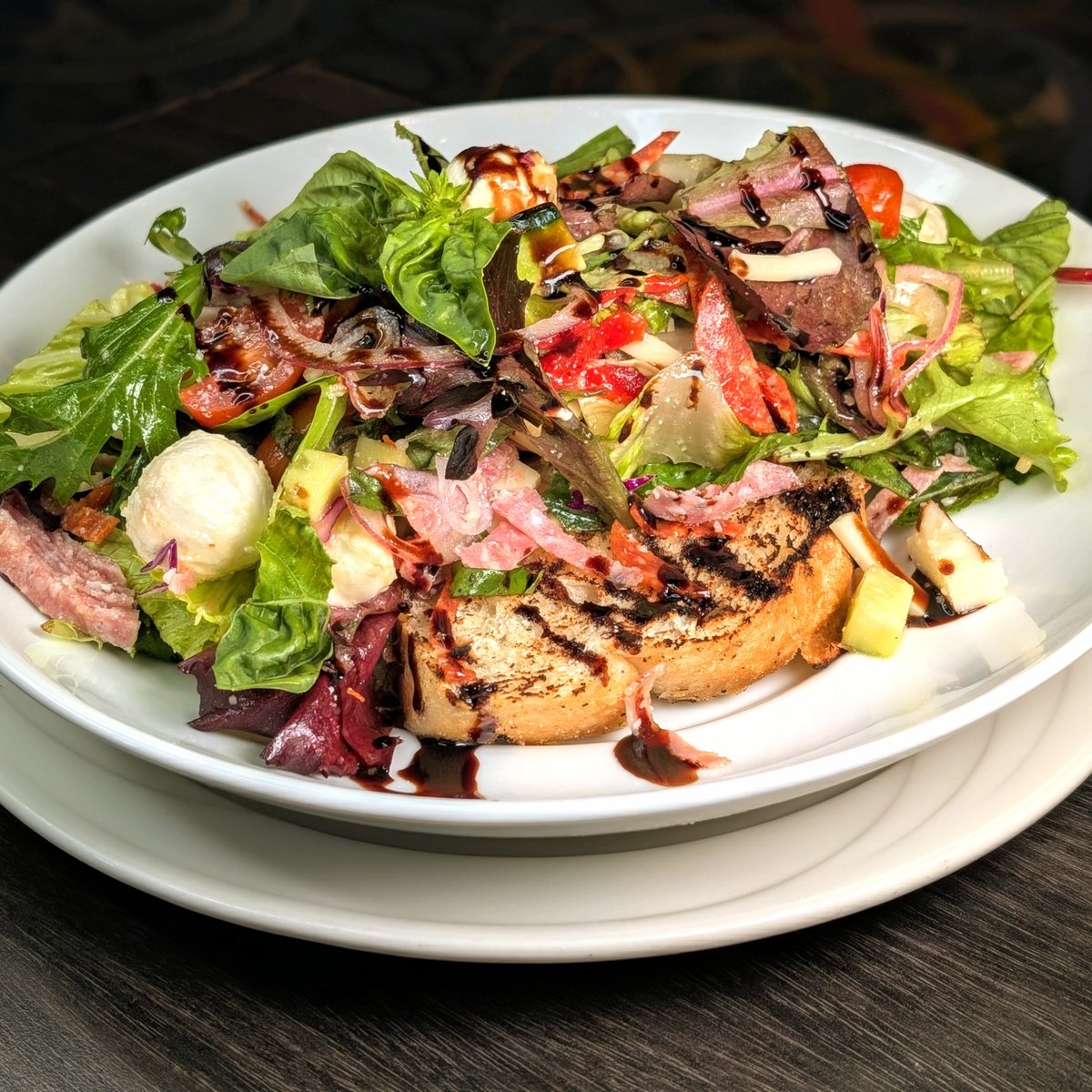 Copper Whisk’s May specials are something you won’t want to miss! Enjoy Strawberry Cheesecake Stuffed French Toast, a cozy Apple Pie Tart, Huevos Rancheros, and a fresh Italian Chopped Bruschetta Salad—available all month long! 🍓🥧

#OrleansCasino #CopperWhisk #LasVegasFoodie