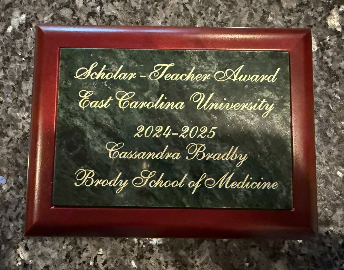 Congratulations to our PD, <a href="/NotSoLilMD/">Cassandra Bradby, MD</a> on her Scholar-Teacher Award from <a href="/EastCarolina/">ECU</a>! #whyecuem