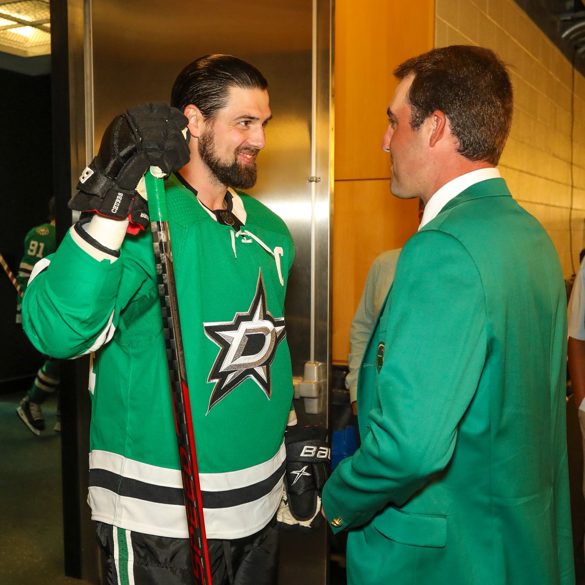DallasStars's tweet photo. Stars back to the Western Conference Final ✅

Scottie Scheffler wins the @PGAChampionship ✅

What a 24 hours for Dallas 👏

Congrats, Scottie! 🏌️‍♂️ https://t.co/xSW918QnIr