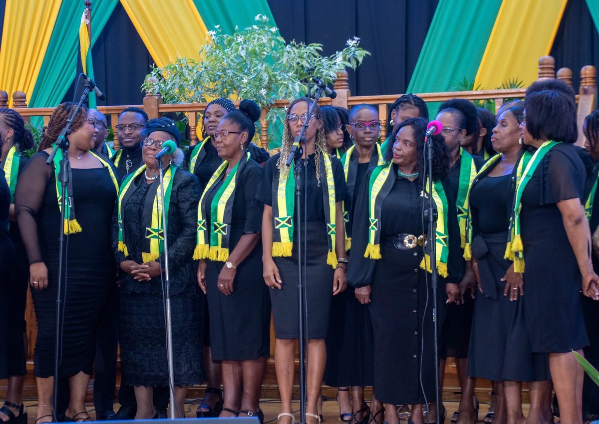 Babsy_grange's tweet photo. We kicked off #WorkersWeek & #LabourDay2025 with worship at Portmore Holiness Christian Church!
This year’s National Project: the Mason River Environmental Park in Clarendon. (1/2) https://t.co/EEWcziYUaK